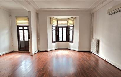 NİŞANTAŞI RUMELİ CADDESİ ÜZERİNDE KİRALIK BÜRO&OFİS