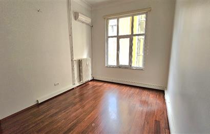 NİŞANTAŞI RUMELİ CADDESİ ÜZERİNDE KİRALIK BÜRO&OFİS