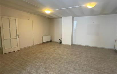 ÜNALANDA HER İŞE UYGUN KİRALIK OFİS