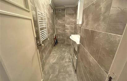 ÜNALANDA HER İŞE UYGUN KİRALIK OFİS