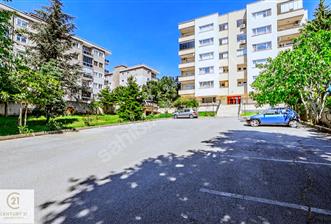 C21 NOVO'DAN GAZİ CADDESİ YENİLENMİŞ SATILIK ARA KAT 3+1 DAİRE