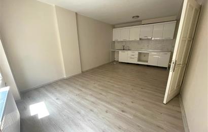 ÜNALANDA HER İŞE UYGUN KİRALIK OFİS
