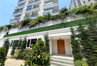ÜNALANDA HER İŞE UYGUN KİRALIK OFİS