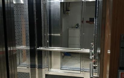 C21 LOCA'DAN ALTIEYLÜLDE FULL EŞYALI ASANSÖRLÜ 2+1SATILIK DAİRE
