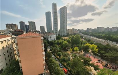 SELAMİÇEŞME PARK, SAHİLE ve MARMARAYA YAKIN SATILIK 3+1 DAİRE