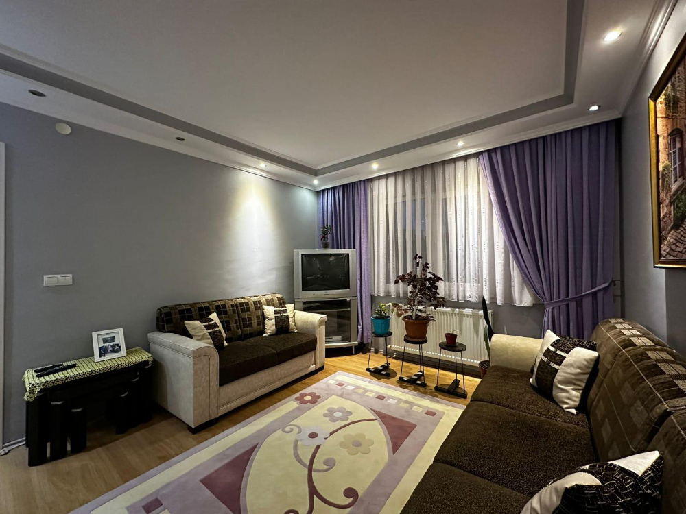 Magazin Gazeteciler Sitesinde Orman Manzaralı Satılık 3+1
