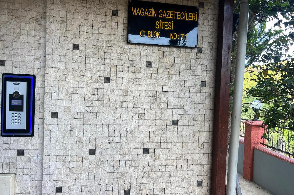 Magazin Gazeteciler Sitesinde Orman Manzaralı Satılık 3+1
