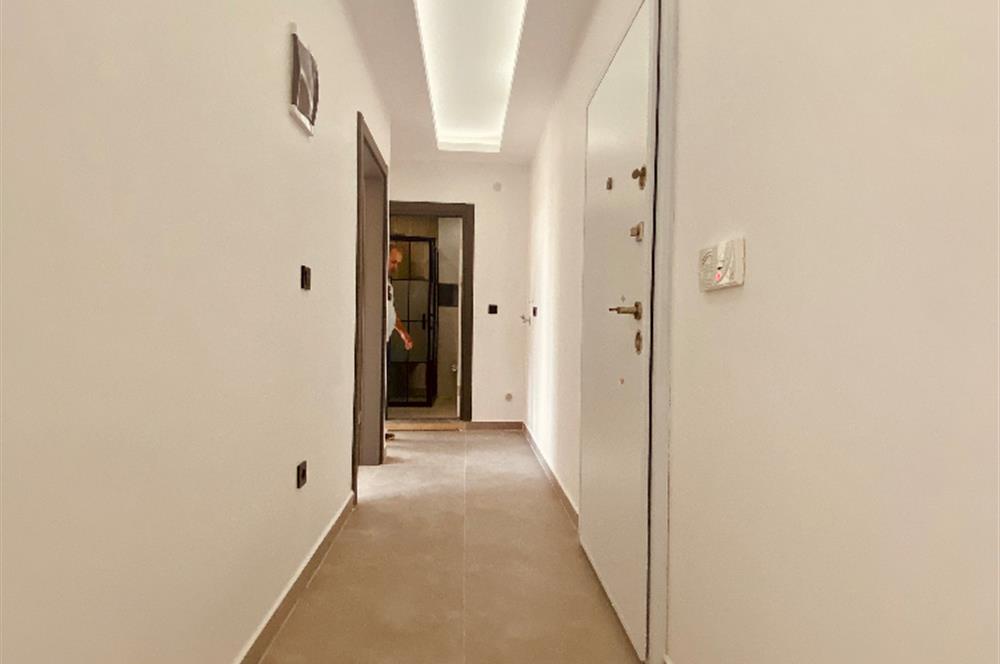 Didim, Hisar Mahallesi'nde Panoramik Deniz Manzaralı – Ön Cephe Sıfır 2+1 Daire 