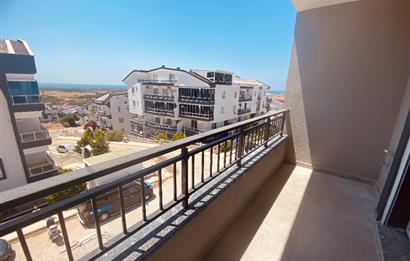 Didim, Hisar Mahallesi'nde Panoramik Deniz Manzaralı – Ön Cephe Sıfır 2+1 Daire 