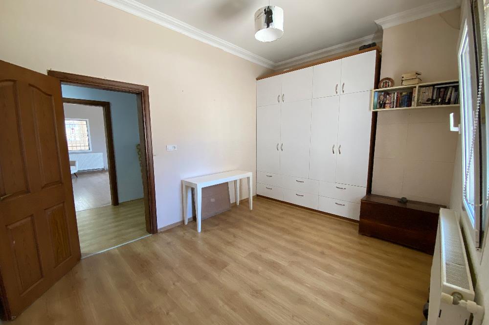 Bodrum Umurca’da Satılık Kısmi Deniz Manzaralı Geniş 2+1 Giriş Katı Daire