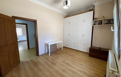 Bodrum Umurca’da Satılık Kısmi Deniz Manzaralı Geniş 2+1 Giriş Katı Daire