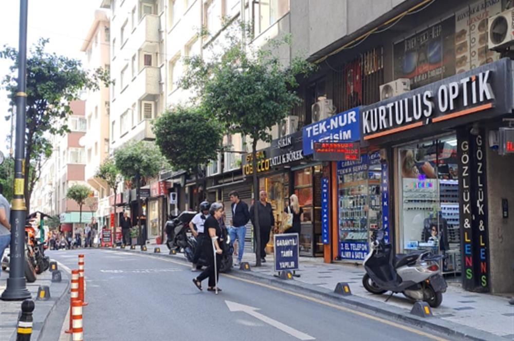 ŞİŞLİ BARUTHANE CADDESİ GİRİŞİNDE TABELA DEĞERİ YÜKSEK SATILIK DÜKKAN