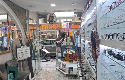 ŞİŞLİ BARUTHANE CADDESİ GİRİŞİNDE TABELA DEĞERİ YÜKSEK SATILIK DÜKKAN