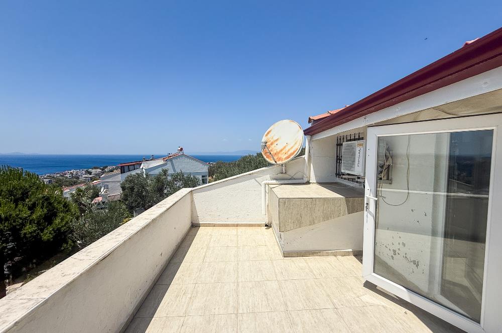 Burhaniye Pelitköy'de Site İçinde Tripleks Satılık Ev