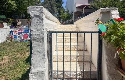 Burhaniye Pelitköy'de Site İçinde Tripleks Satılık Ev