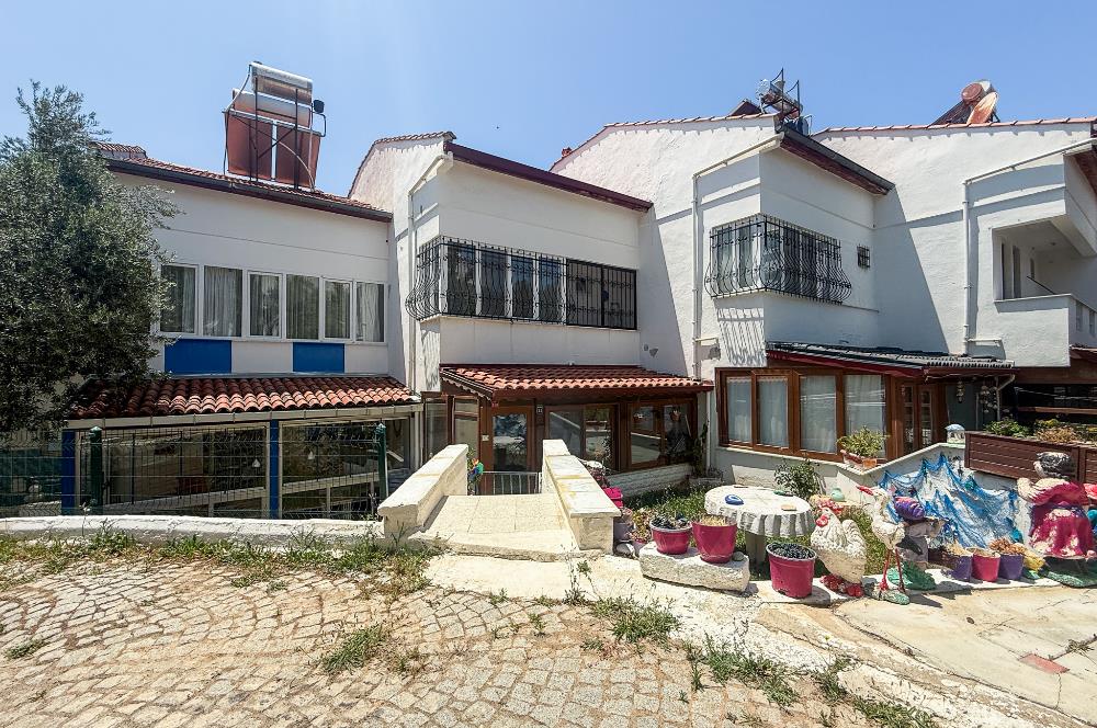 Burhaniye Pelitköy'de Site İçinde Tripleks Satılık Ev
