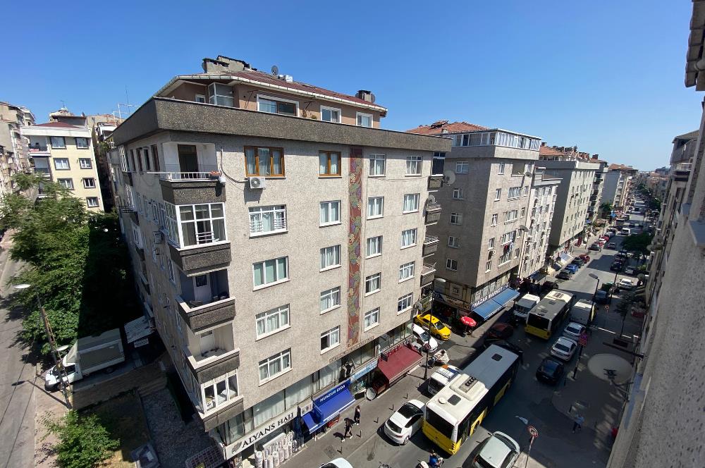 YENİBOSNA AHMET YESEVİ CAD. ÜZERİNDE YATIRIMLIK 2+1 DAİRE