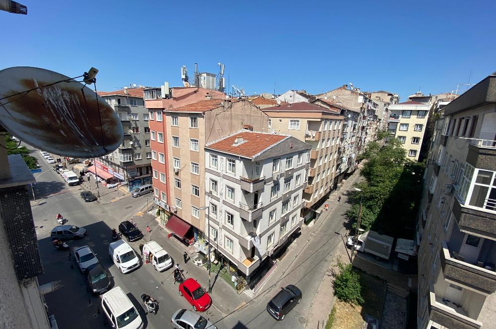 YENİBOSNA AHMET YESEVİ CAD. ÜZERİNDE YATIRIMLIK 2+1 DAİRE