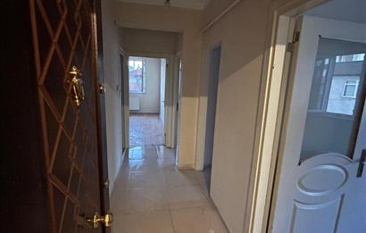 YENİBOSNA AHMET YESEVİ CAD. ÜZERİNDE YATIRIMLIK 2+1 DAİRE