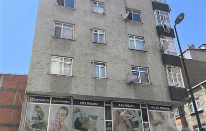 YENİBOSNA AHMET YESEVİ CAD. ÜZERİNDE YATIRIMLIK 2+1 DAİRE