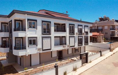 Didim, Hisar Mahallesi'nde Panoramik Deniz Manzaralı – Ön Cephe Sıfır 2+1 Daire 