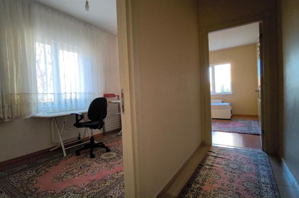 AYGÜN ÖZDEMİR`DEN TOKİDE EŞYALI KİRALIK 3+1 DAİRE