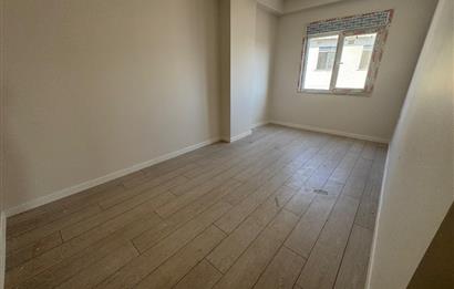 PENDİK YENİ MH. YONCALİFE SİTESİ 2+1 7.KAT.