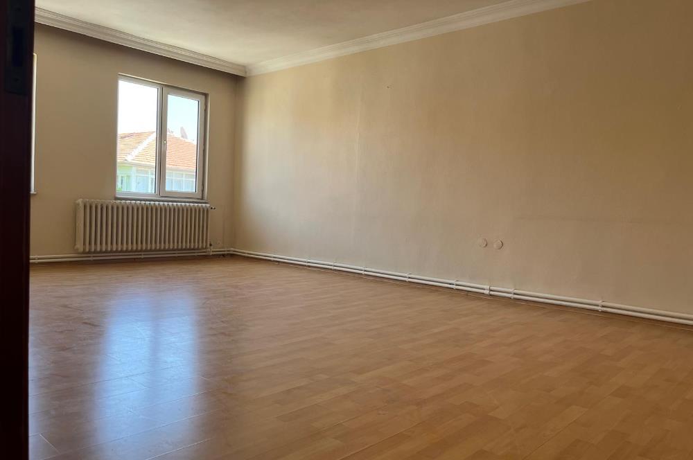CENTURY 21 Bal'dan BAHÇELİEVLERDE 3+1 KİRALIK DAİRE