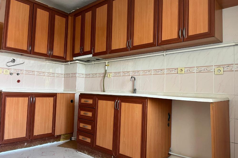 CENTURY 21 Bal'dan BAHÇELİEVLERDE 3+1 KİRALIK DAİRE