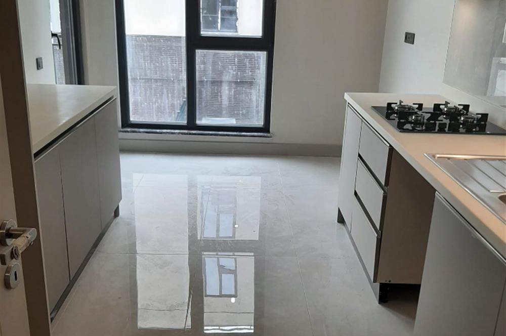 CENTURY 21 BAL DAN EMLAK KONUTTA DEVREN SATILIK  FERAH GENİŞ 2+1 