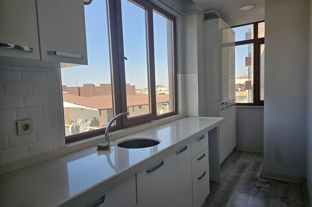 GEBZE ADLİYE KARŞISINDA SATILIK PLAZA KATI OFİS