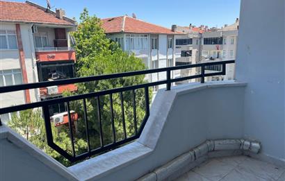 CENTURY 21 Bal'dan BAHÇELİEVLERDE 3+1 KİRALIK DAİRE