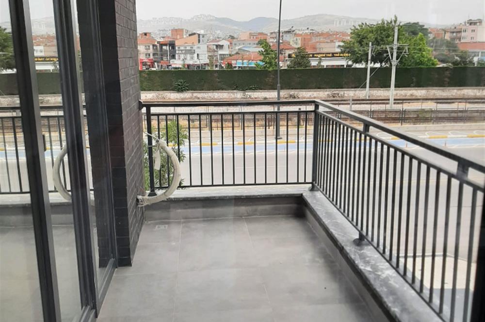 CENTURY 21 BAL DAN EMLAK KONUTTA DEVREN SATILIK  FERAH GENİŞ 2+1 