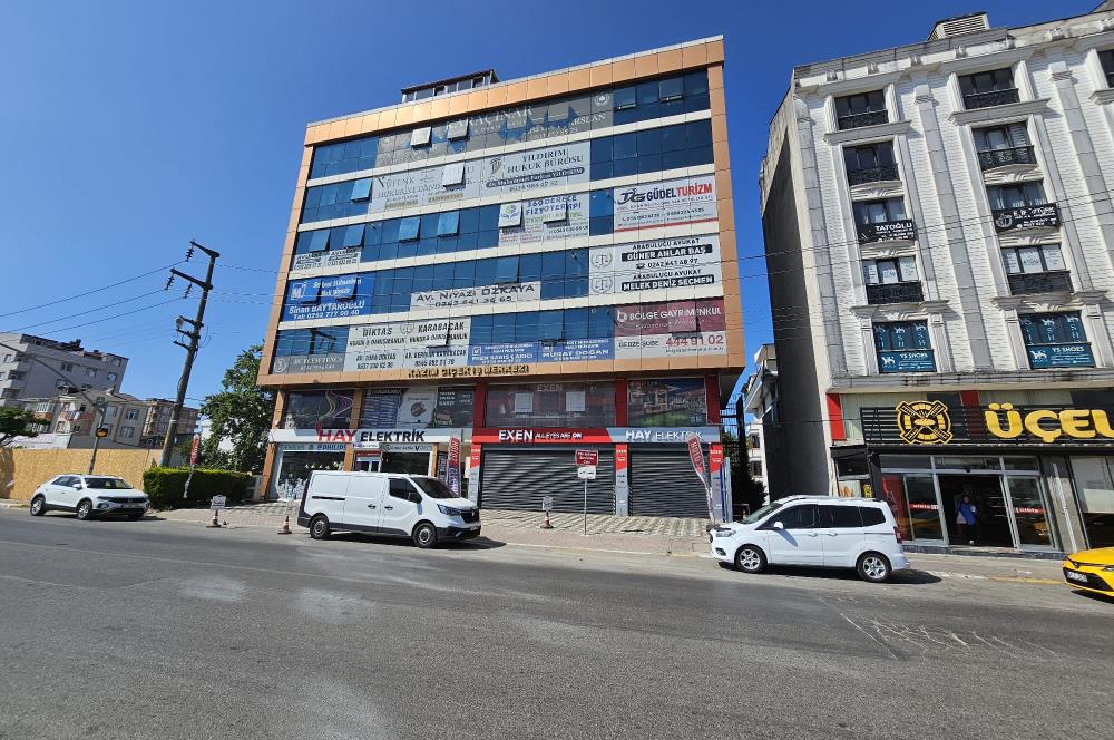 GEBZE ADLİYE KARŞISINDA SATILIK PLAZA KATI OFİS