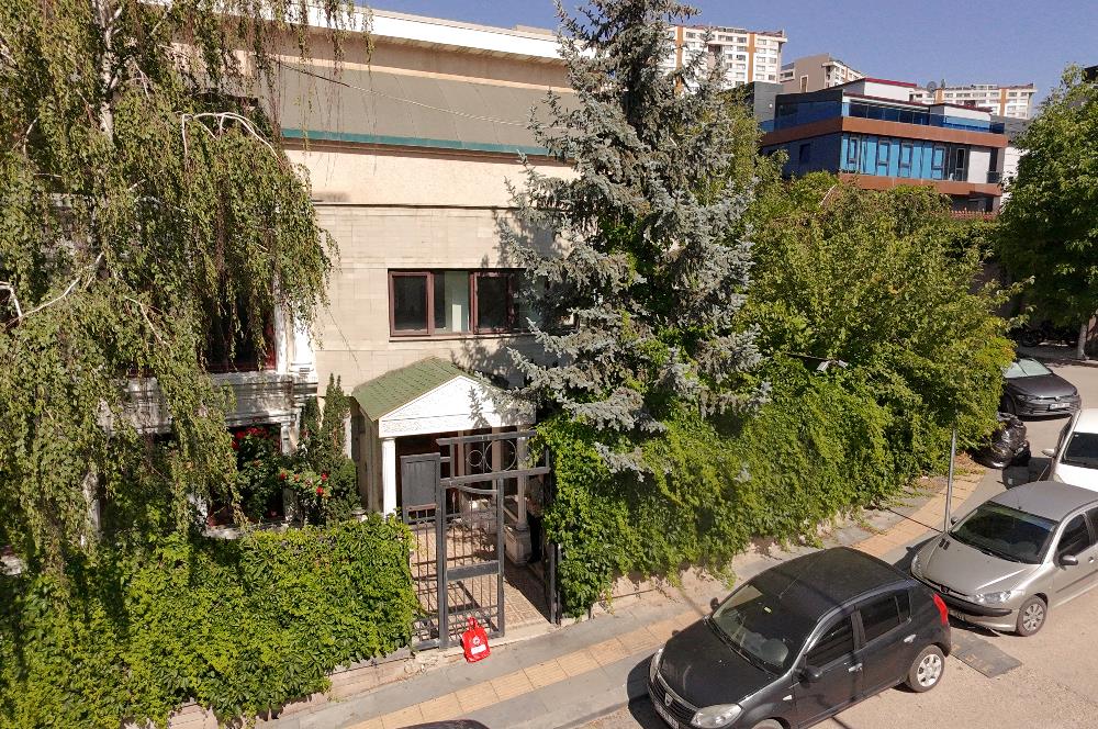 ÜMİTKÖY'DE KÖŞK TADINDA, GENİŞ VE ESTETİK YAŞAM ALANI 