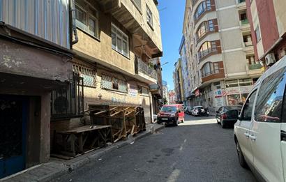 SATILIK 2 KATLI İŞ YERİ MERKEZİ KONUMDA 1 KAT KİRACILI 700 M2
