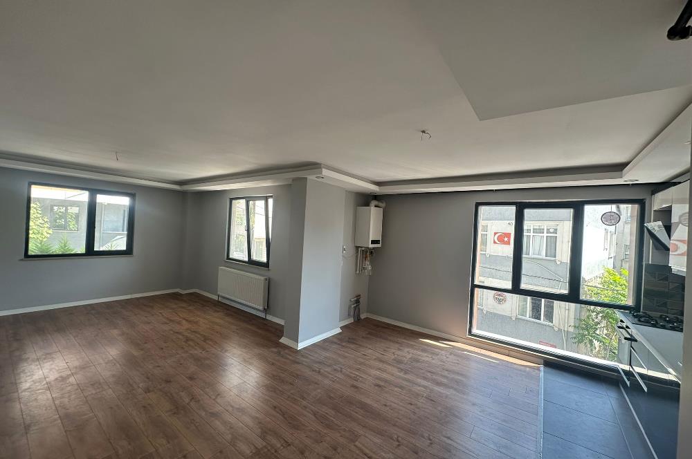 Arnavutköy de sitede 2+1 satılık daire