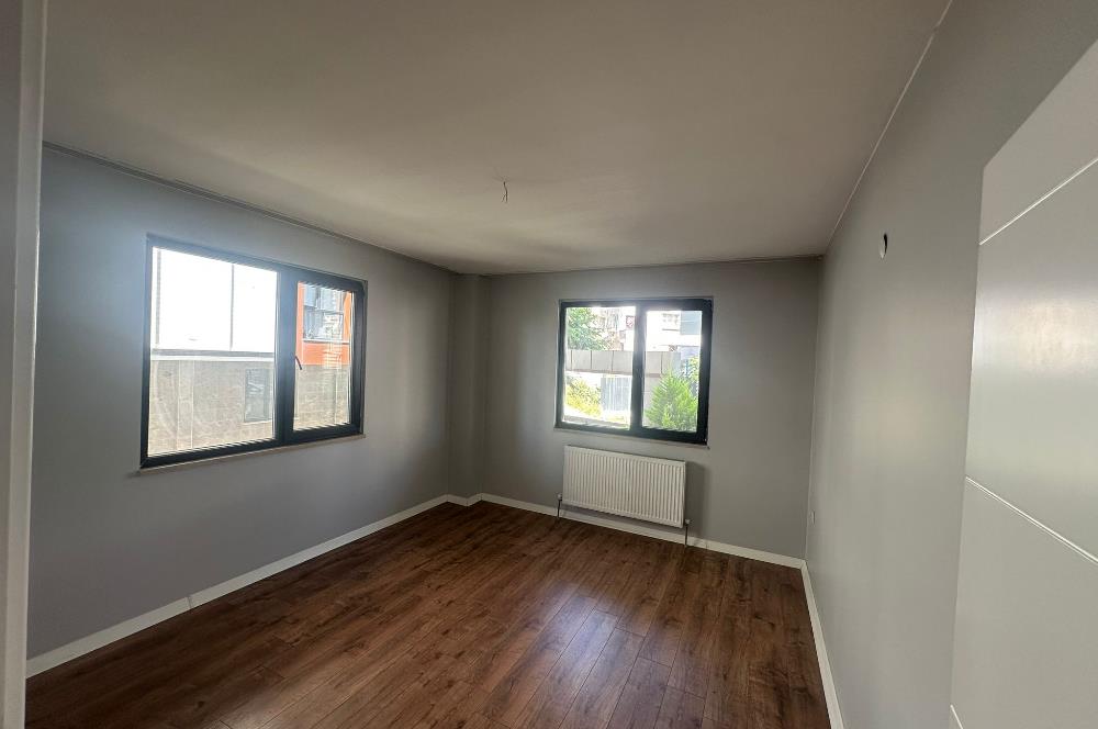 Arnavutköy de sitede 2+1 satılık daire