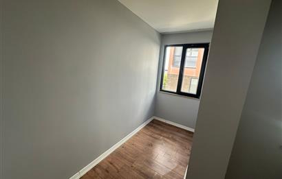 Arnavutköy de sitede 2+1 satılık daire