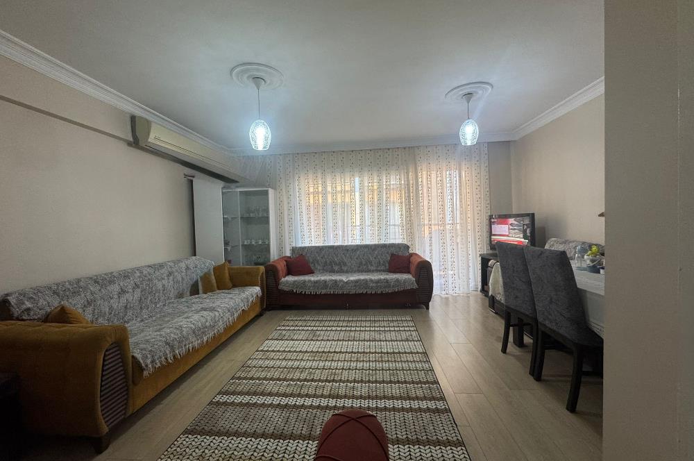 Karşıyaka Tersane'de Merkezi Lokasyonda Satılık 3+1 Daire