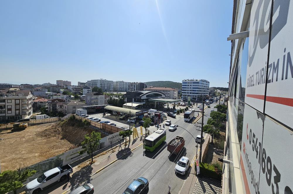 GEBZE ADLİYE KARŞISINDA SATILIK PLAZA KATI OFİS