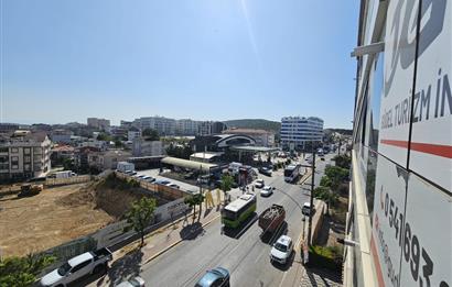 GEBZE ADLİYE KARŞISINDA SATILIK PLAZA KATI OFİS