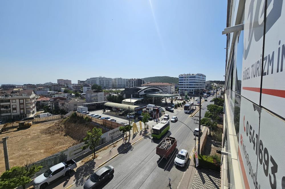 GEBZE ADLİYE KARŞISINDA SATILIK PLAZA KATI OFİS