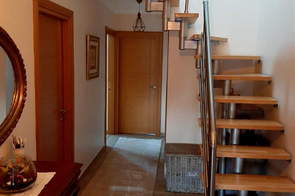 CENTURY21  NOKTA GAYRİMENKUL'DEN  ÜMRANİYE EGİTİM ARASTIRMA HASTANESİNE YÜRÜME MESAFESİNDE 5+1 SATILIK DUBLEKS
