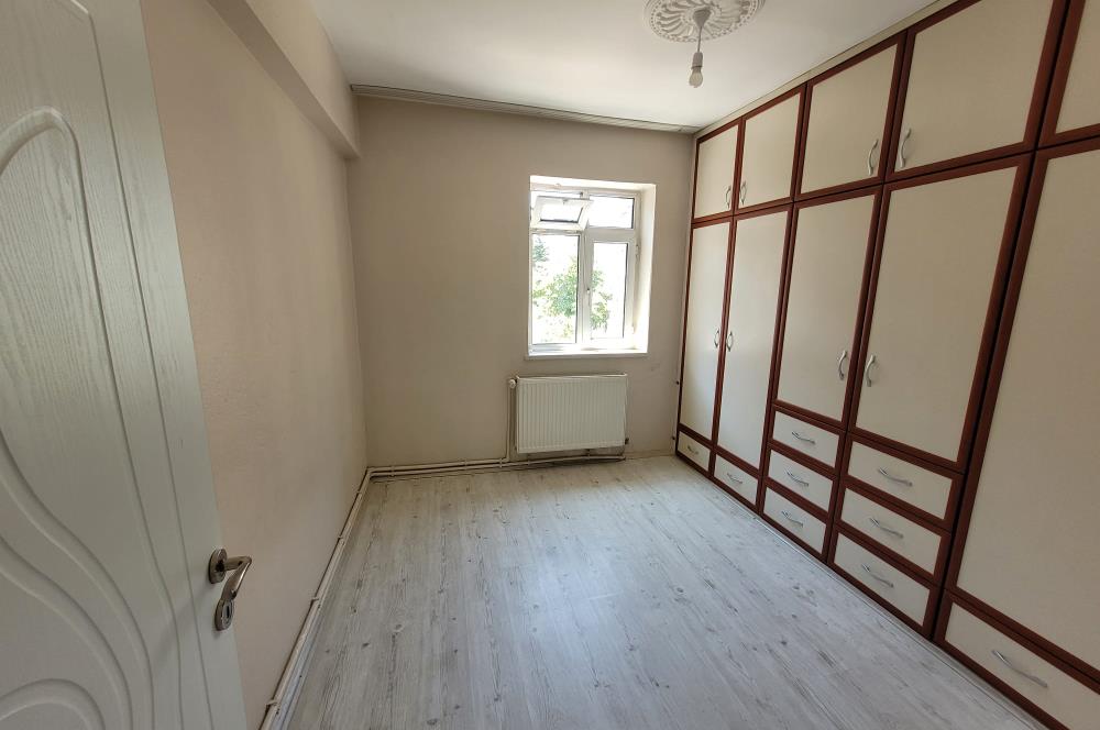 C21 BAL'DAN TEKNIK LISE CADDESİ ÜZERİNDE KİRALIK 3+1 DAİRE