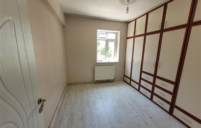 C21 BAL'DAN TEKNIK LISE CADDESİ ÜZERİNDE KİRALIK 3+1 DAİRE