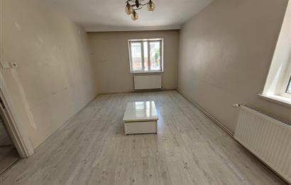 C21 BAL'DAN TEKNIK LISE CADDESİ ÜZERİNDE KİRALIK 3+1 DAİRE
