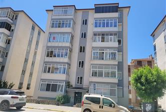 C21 BAL'DAN TEKNIK LISE CADDESİ ÜZERİNDE KİRALIK 3+1 DAİRE