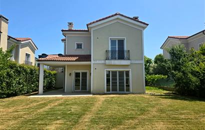 CENTURY 21'DEN NEO GÖLPARK BOLLUCA SATILIK BOŞ L TİPİ VİLLA
