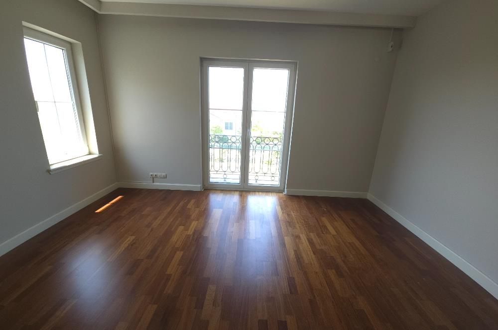 CENTURY 21'DEN NEO GÖLPARK BOLLUCA SATILIK BOŞ L TİPİ VİLLA